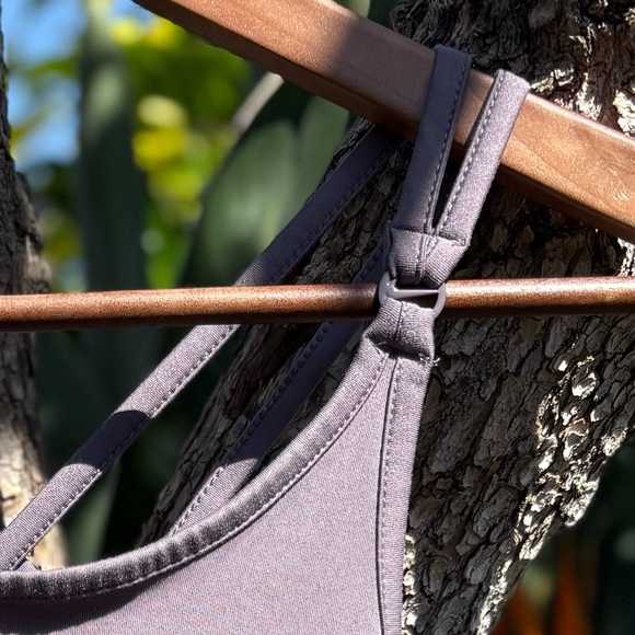 Nike Purple Dri Fit Sleeveless Strappy Slim Fit Tank Top Size XS - Picture 3 of 8